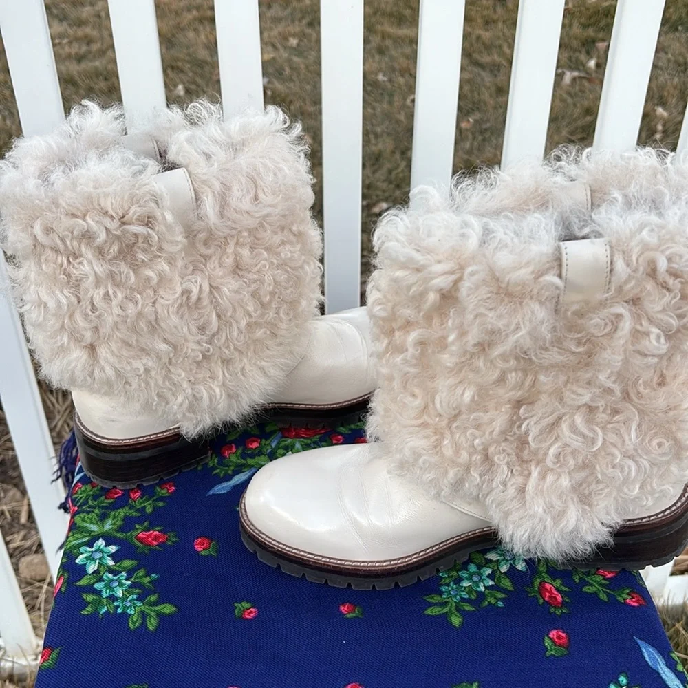 Coach Cream Shearling and Leather Flat Boots Size 6.5 - Picture 6 of 8
